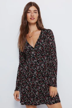 Vestido curto floral