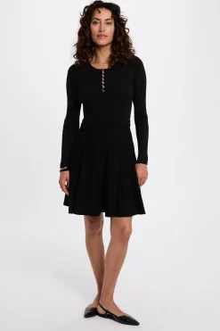 Vestido curto justo