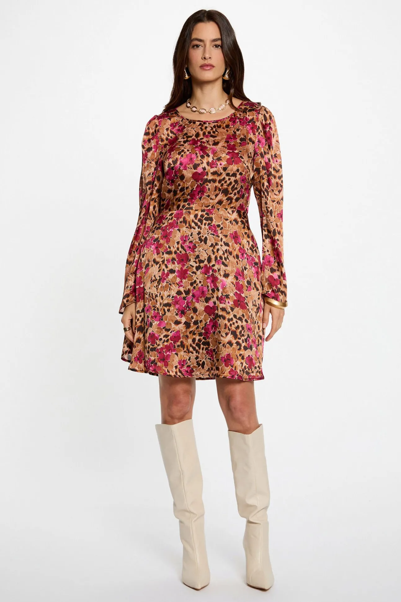 Vestido curto plissado