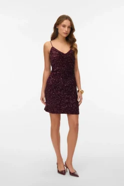 Vestido de alças de lantejoulas