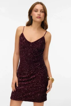 Vestido de alças de lantejoulas