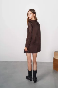 Vestido de fita