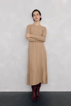 Vestido de malha com oitos