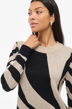 Vestido de malha com viscose