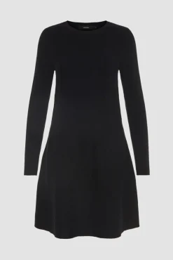 Vestido de malha de gola redonda