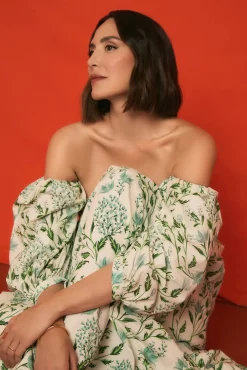 Vestido decote caicai estampado