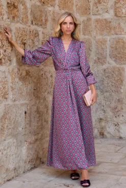 Vestido estampado berinjela