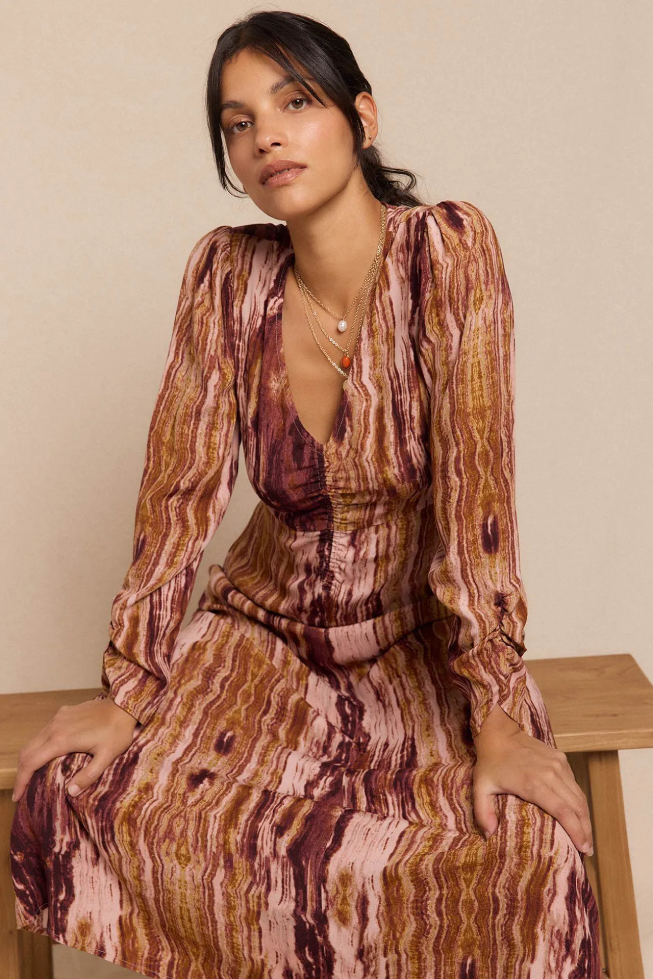 Vestido estampado franzido