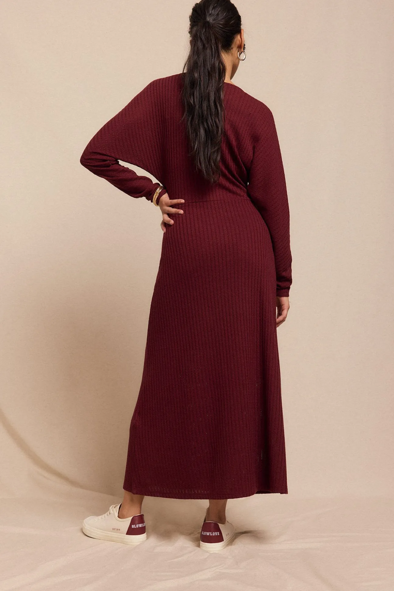Vestido estruturado com manga morcego
