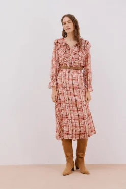 Vestido fluído folhos