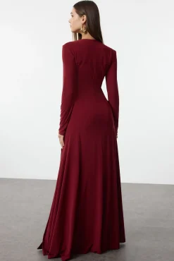 Vestido longo com decote em V