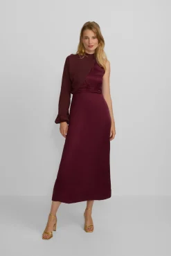 Vestido longo de capa de cetim