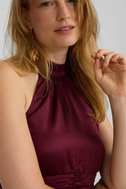 Vestido longo de capa de cetim