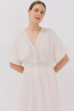 Vestido longo de renda