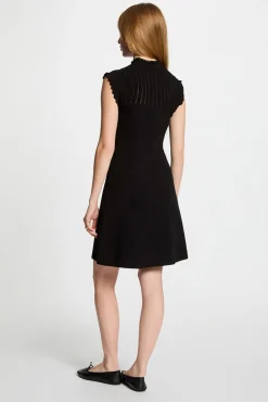 Vestido malha curto evasé