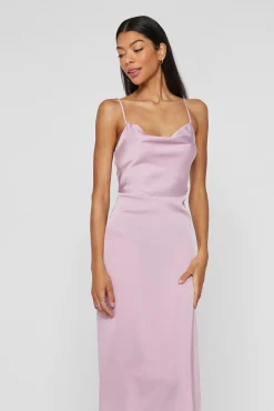 Vestido midi acetinado