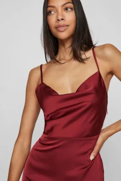 Vestido midi acetinado