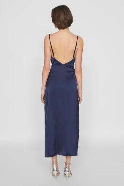 Vestido midi acetinado