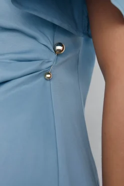 Vestido midi com apliques assimétricos
