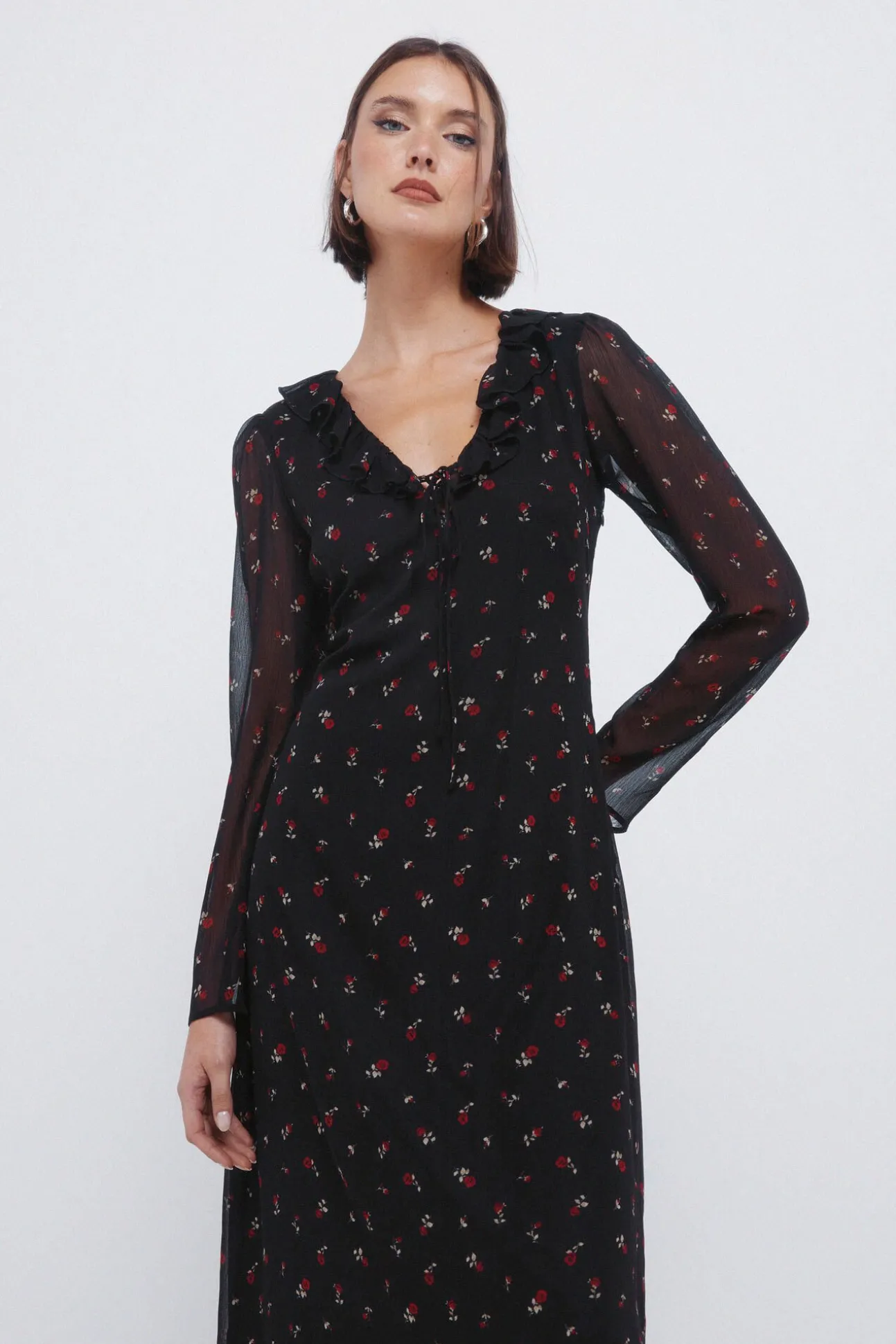 Vestido midi com decote zigue-zague