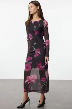 Vestido midi de tule
