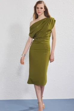 Vestido midi franzido