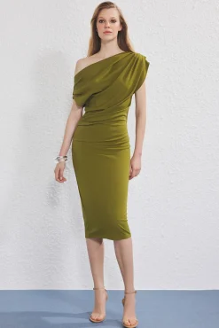 Vestido midi franzido