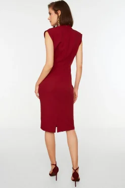 Vestido midi tubinho