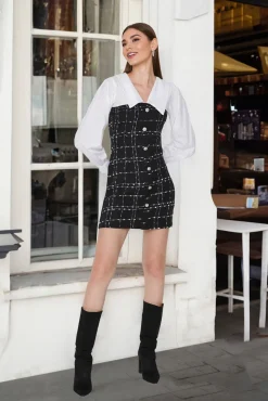 Vestido mini com gola camiseira