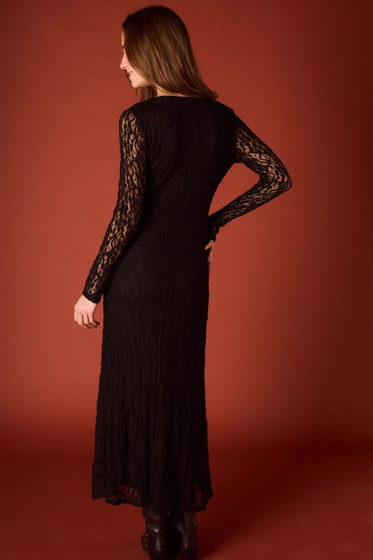 Vestido preto deslizante